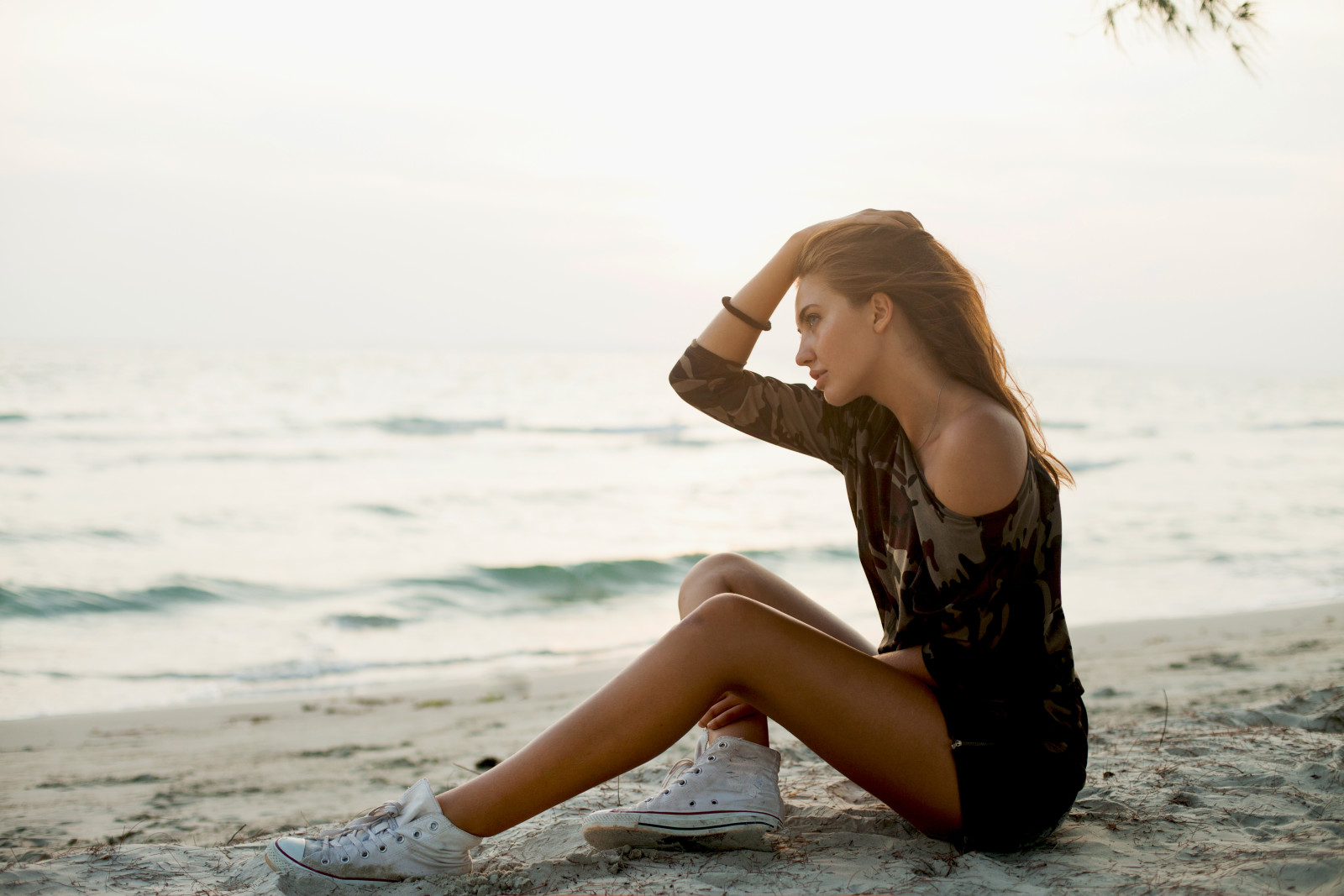 pose, beach, brunette, legs, shoes