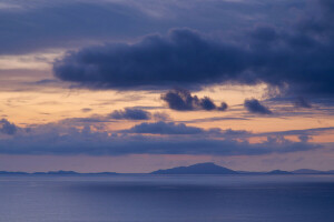 nubes, montañas, mar, el cielo