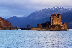 castillo, nubes, montañas, Escocia, el cielo, agua