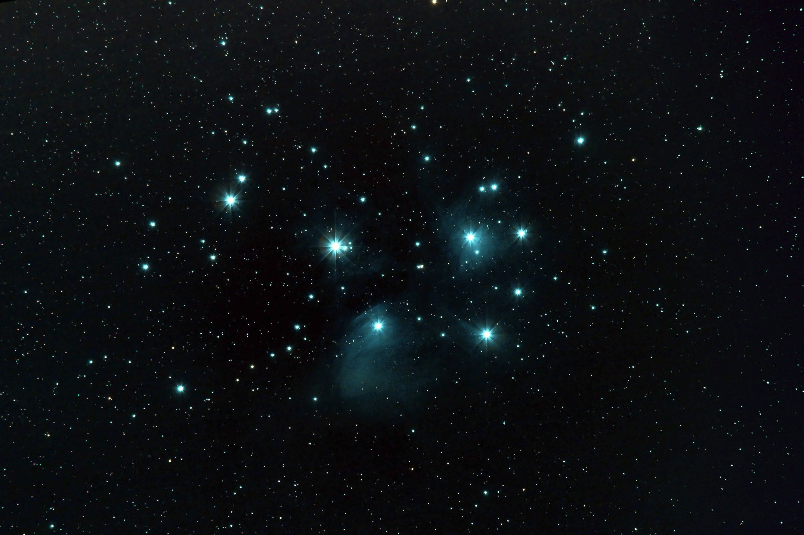 M45, Sju systrar, Pleiaderna, stjärnkluster