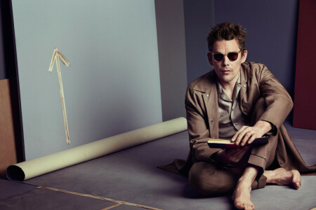 actor, barefoot, book, cloak, Ethan Hawke, glasses, Mark Abrahams, on the floor