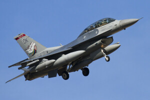 "Faucon de combat", F-16D, Combattant, Faucon de combat, vol