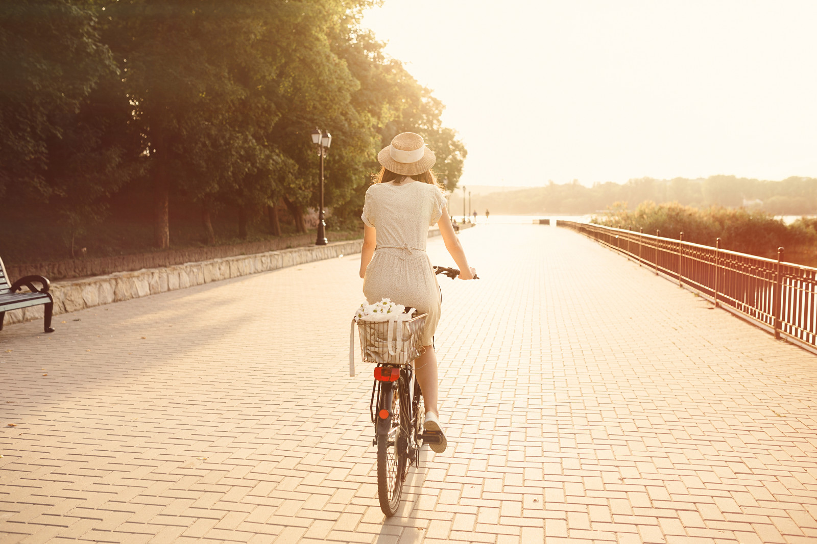 la ville, fille, bicyclette