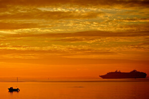 bateau, des nuages, mer, navire, le coucher du soleil, Le ciel