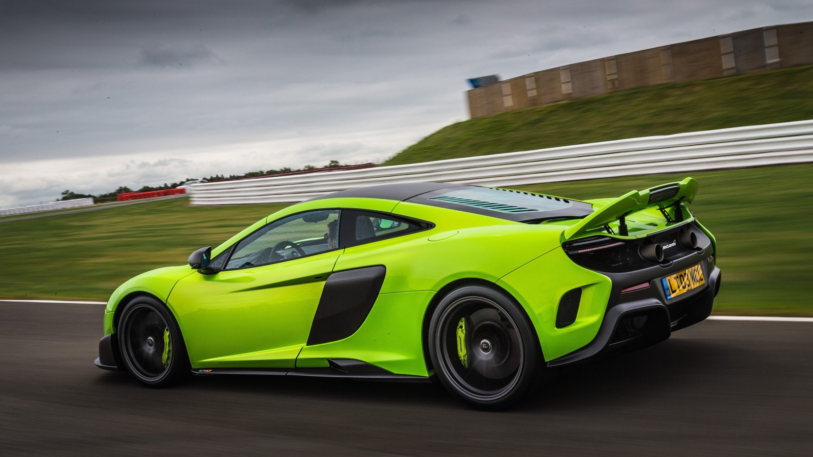 McLaren, 2015, 675LT, USA-spec