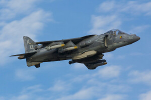 „Harrier” II, Atak, AV-8B, Harrier II