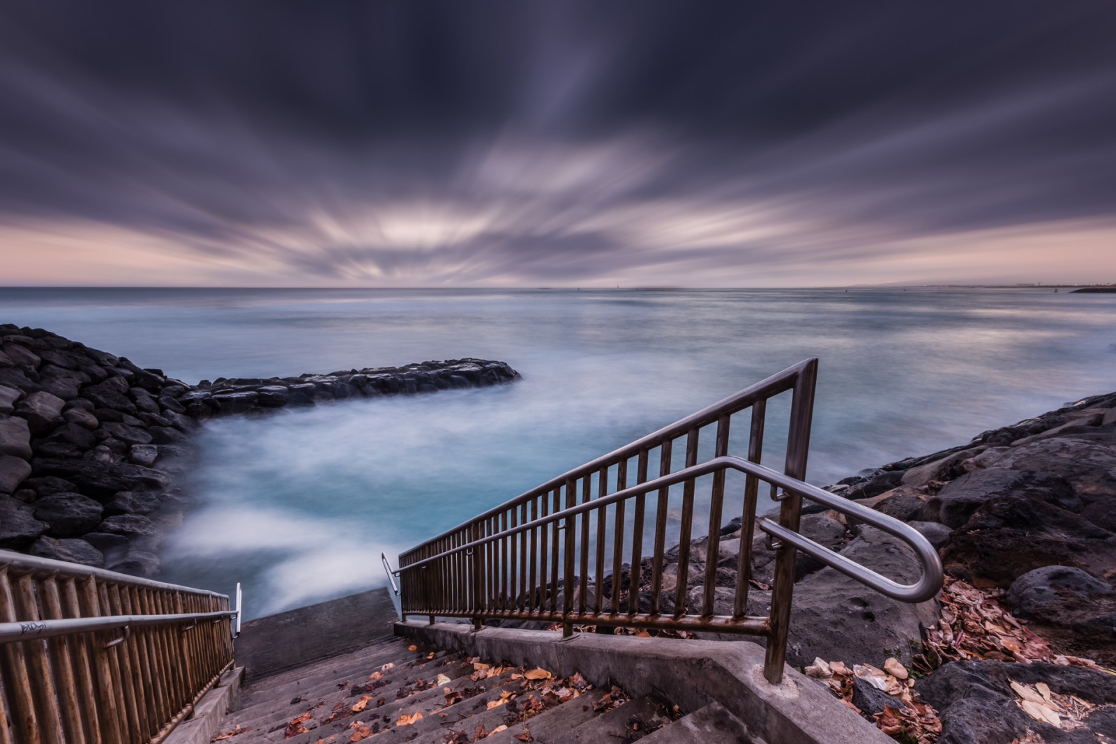 le soir, rive, mer, des nuages, échelle, transpercer