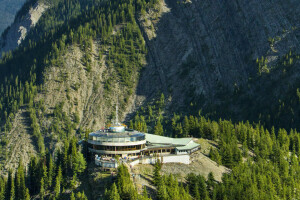 Banff, Canada, complexe, construction, montagnes, rochers, des arbres