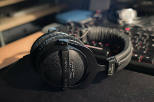 Canford Audio, DT770, Headphones