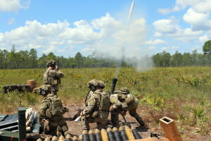 Mortier, schot, soldaten