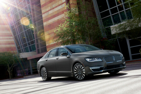 Lincoln, MKZ, nettstedet