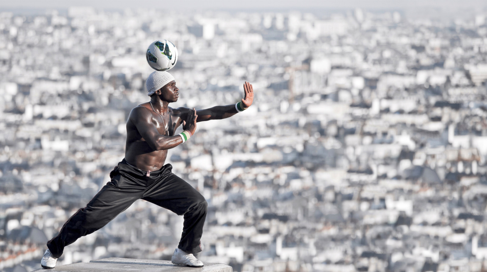 la pelota, Jugador, Iya Traore, freestyler