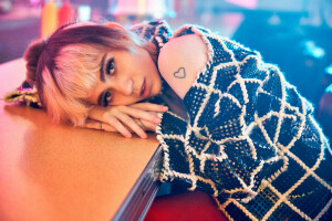 Grimes, musicus, Nylon