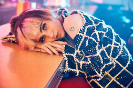 Grimes, musician, Nylon