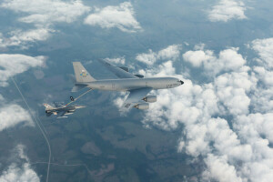 F-16, Combattere il falco, KC-135, rifornimento carburante, Stratotanker