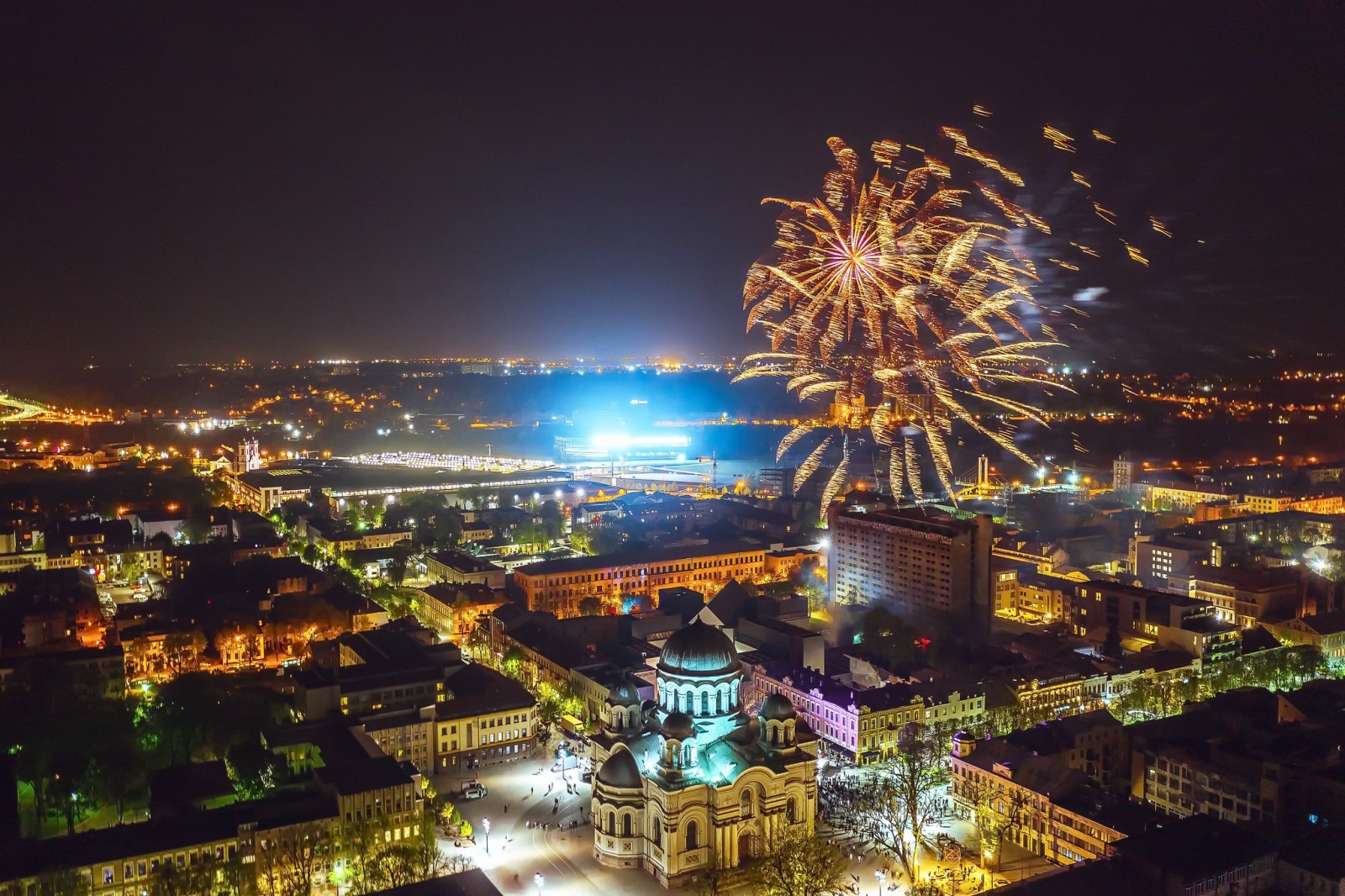 de stad, Litouwen, Kaunas, nacht