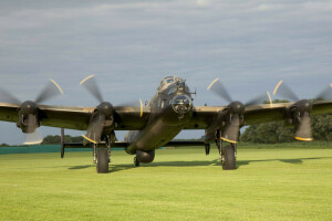 Bombardeiro, Pesado, Lancaster