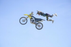 lot, FMX, manewr, motocross, Pilot, Nadczłowiek, niebo