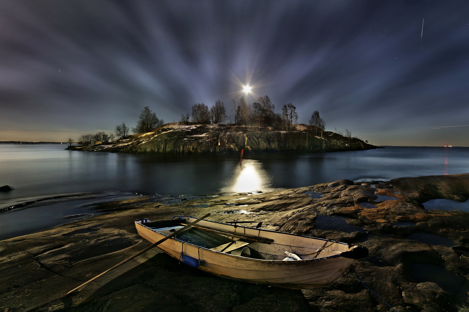 Finlandia, Helsinki, Uunisaari di notte