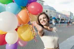 des balles, robe, fille, Regardez, sourire