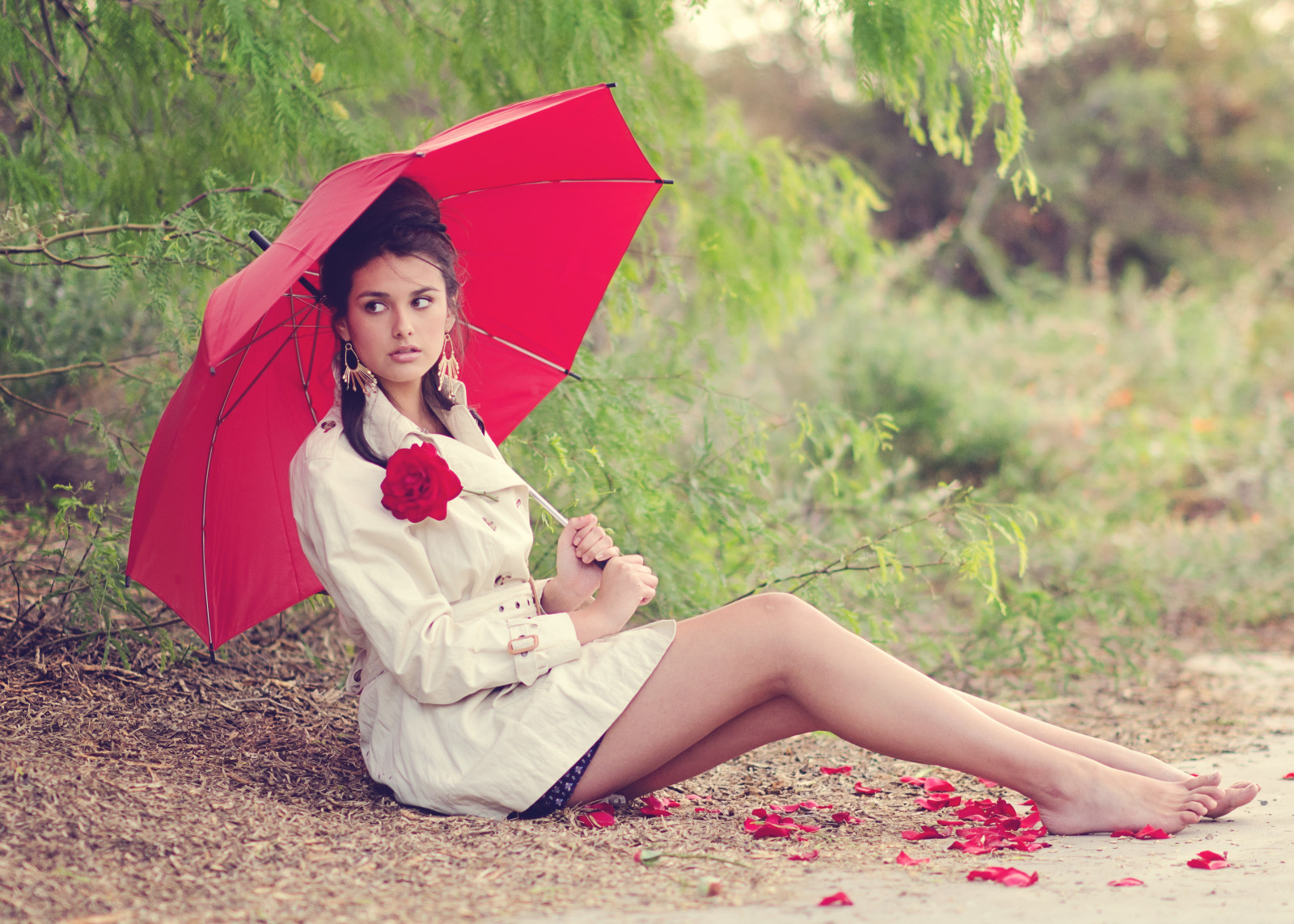 look, pose, face, sitting, red, brunette, flower, petals