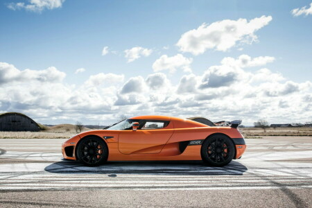 Koenigsegg, oranžový, superauto