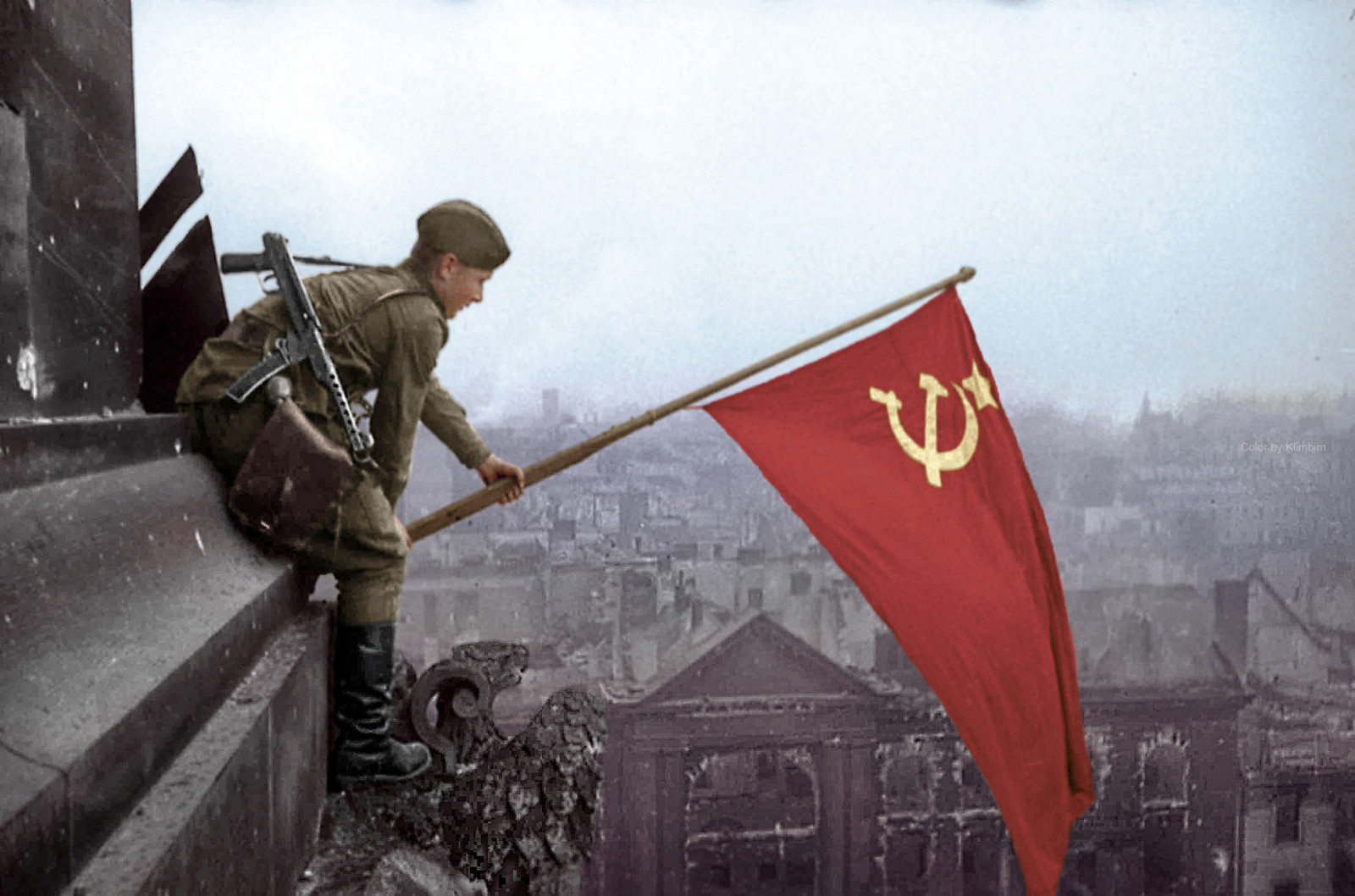 víťazstvo, Reichstag, Víťazný banner, Berlín 1945, Ruskí vojaci