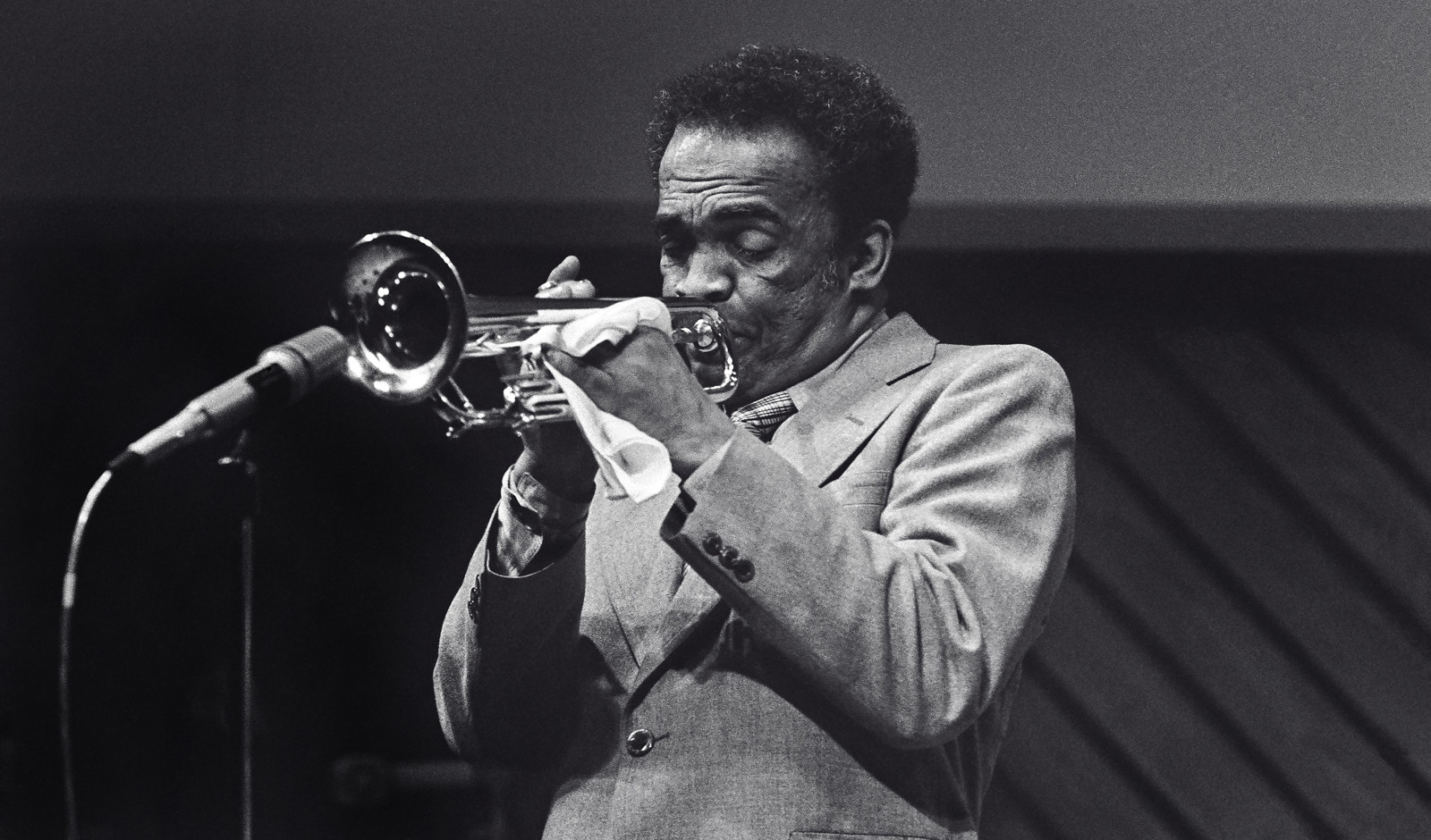 hudba, hudobník, rúra, mikrofón, jazz, trubkár, jazzový hudobník, Howard McGhee