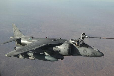 "Harrier" II, Záchvat, AV-8B, Harrier II