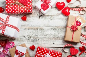 Geschenk, Geschenke, Herz, Herzen, Liebe, romantisch, Valentinstag, Holz