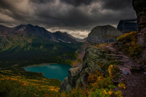 Wolken, See, Berge, Felsen, der Himmel