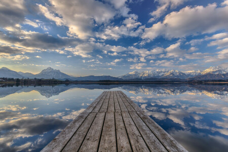 nuvole, lago, specchio, montagne, molo, forare, riflessione, il cielo