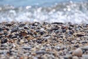 glare, light, macro, pebbles, shore, stones, water, wave