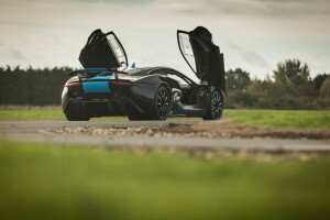 Giaguaro, Jaguar C-X75, supercar