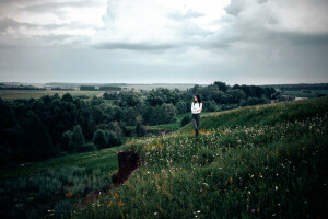 champ, fille, herbe, des arbres