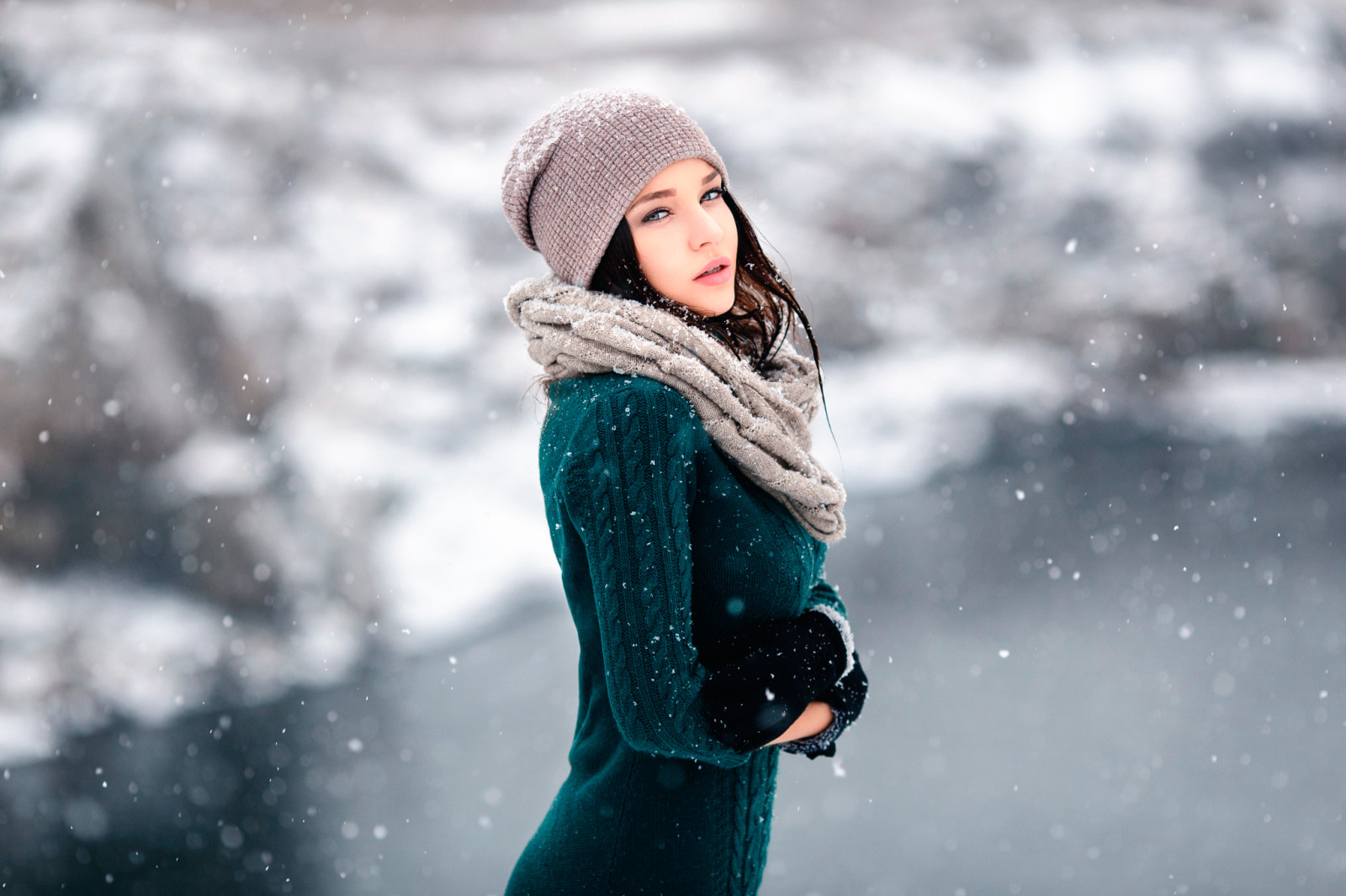 snow, cap, gloves, the wind, Denis Petrov, Angelina Petrova