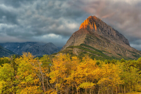 l'automne, des nuages, forêt, Montagne, Le ciel, des arbres