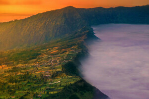 Cemoro Lawang, mgła, poświata, Dom, Indonezja, Mount Bromo, wioska