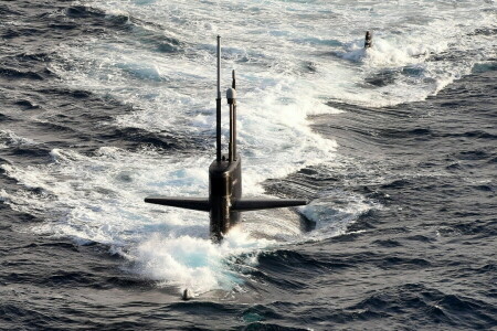 boat, USS Helena (SSN 725), weapons