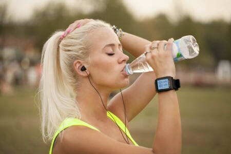 idratazione, jogging, all'aperto, attività fisica, in esecuzione