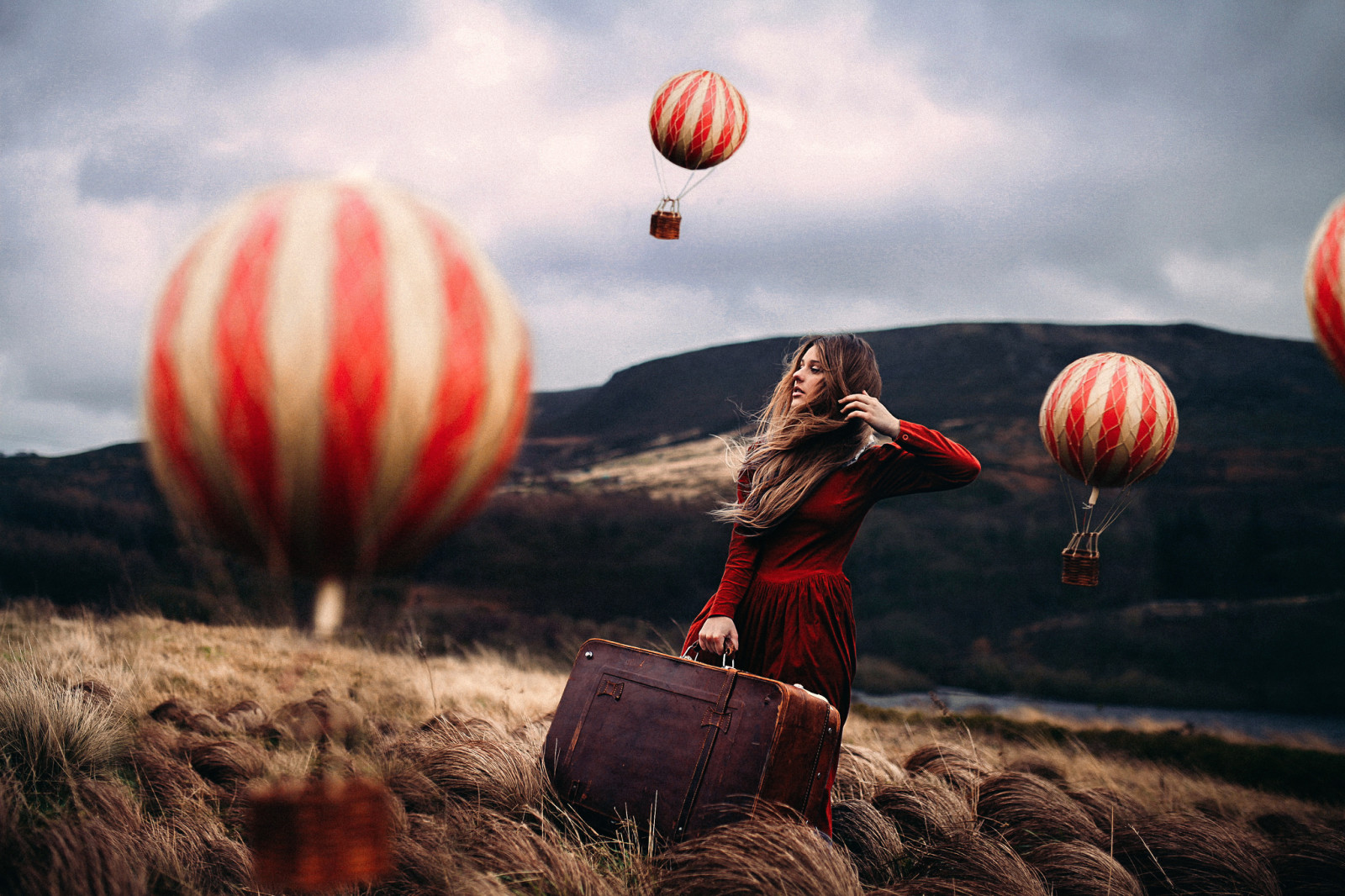 fille, art, des ballons, valise, Rosie Hardy, Voyageur d'esprit