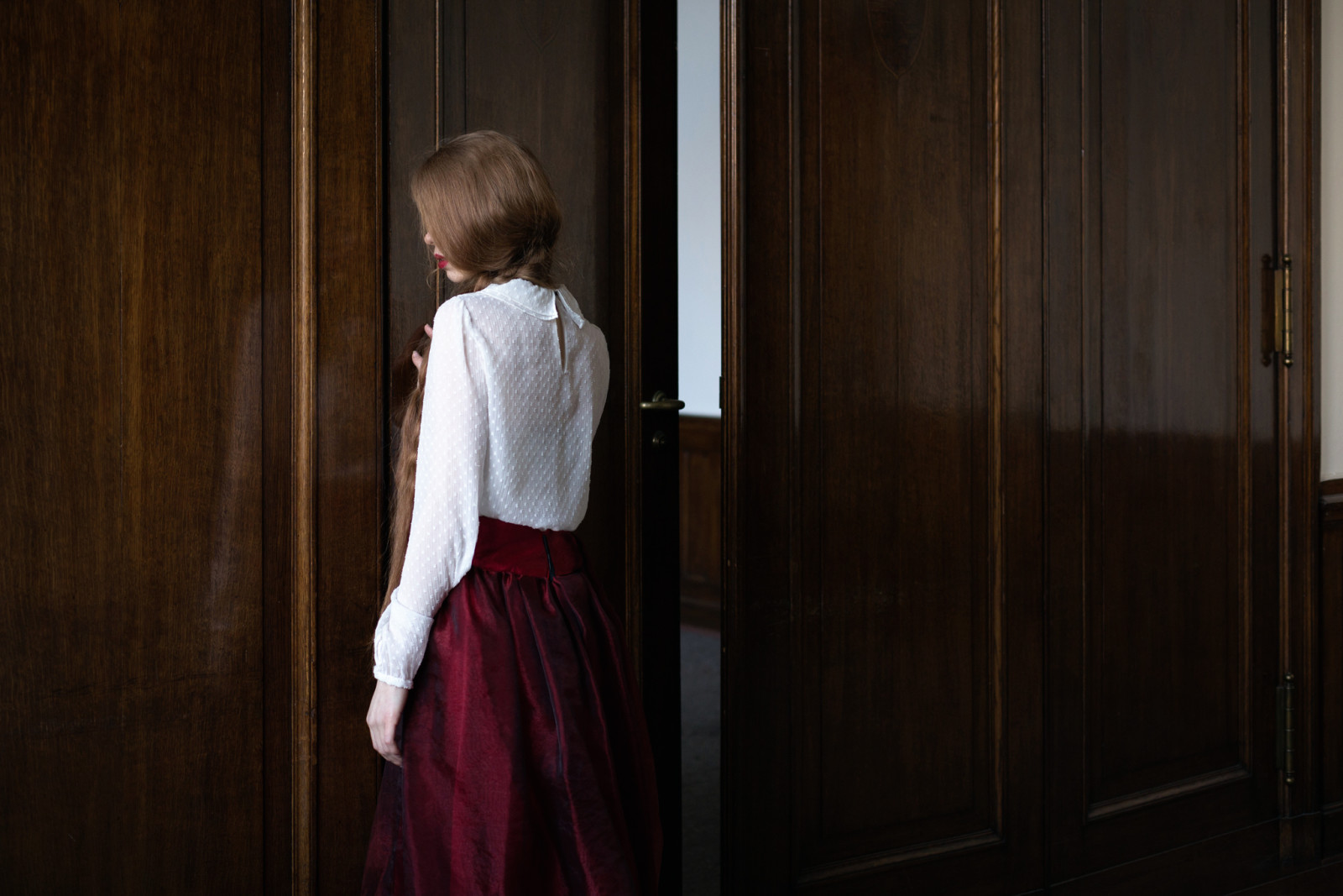 girl, braid, the door, Sandra Plajzer