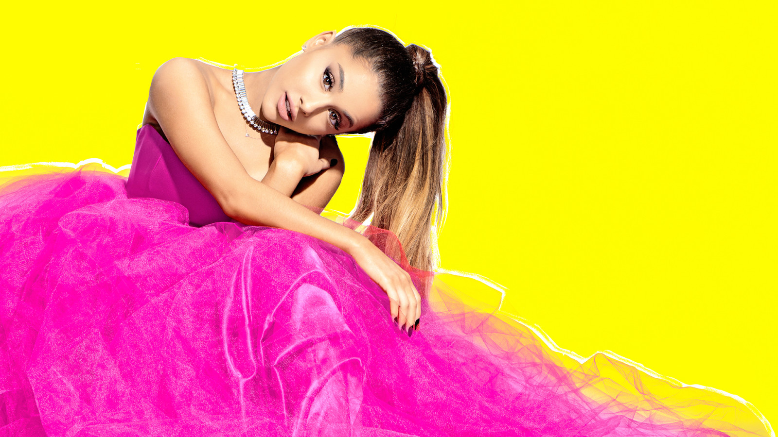 sessão de fotos, 2016, Ariana Grande, Saturday Night Live