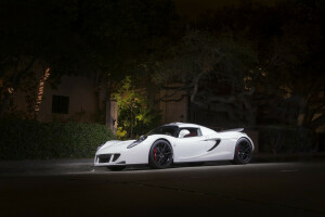 2010, Hennessey, Veneno