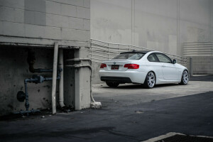 328i, BMW, E92, Ruote MRR, messa a punto, bianca