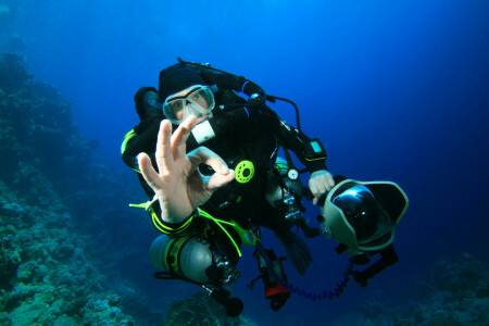 Buceo, Hombre