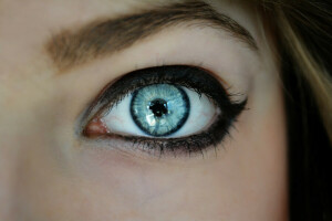 blue eye, makeup, reflection