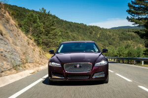 2015, Jaguar, Prestigiu