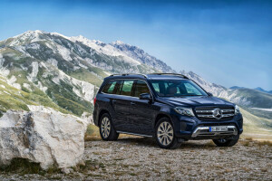 Třída GLS, Mercedes, Mercedes-Benz, X166