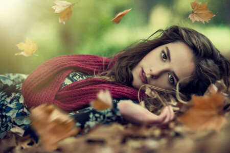 l'automne, yeux, visage, feuilles tombantes, cheveux, écharpe